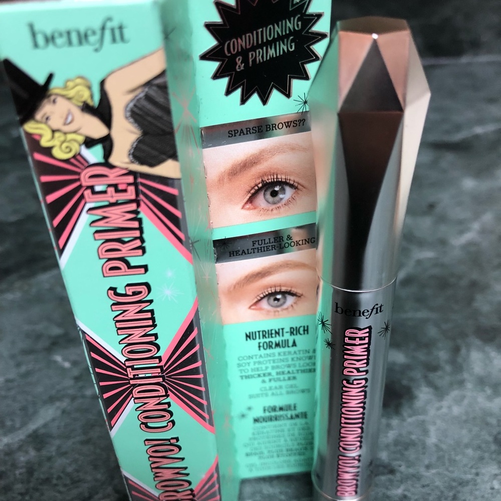 Benefit nutrient rich brow primer.